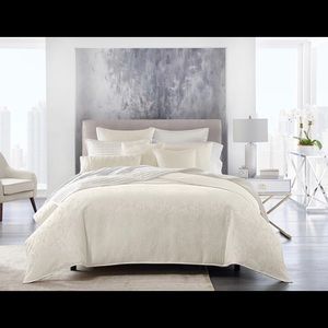 Hotel Collection Artisan Duvet (queen size)